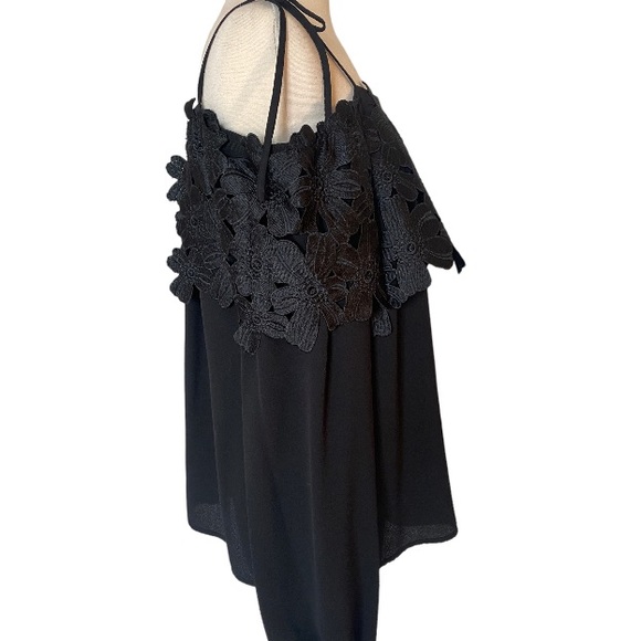 Michael Kors Black Floral Off Shoulder Top - Picture 2 of 8